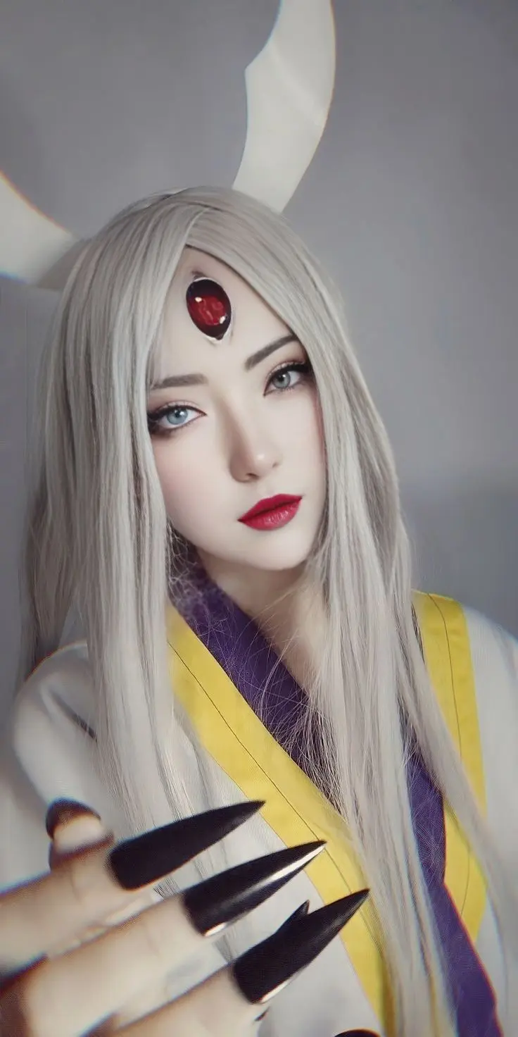 AI art showcasing Kaguya's regal presence