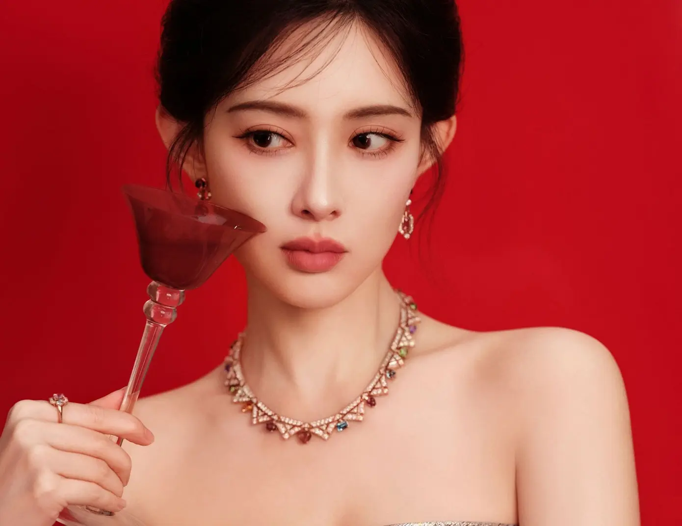 In 2018, while starring in the BL drama The Untamed, Mạnh Tử Nghĩa was accused of using money to increase her screen time and was linked to an actor's death on set due to overtime. She repeatedly denied these claims and even sued those spreading rumors to protect her reputation.