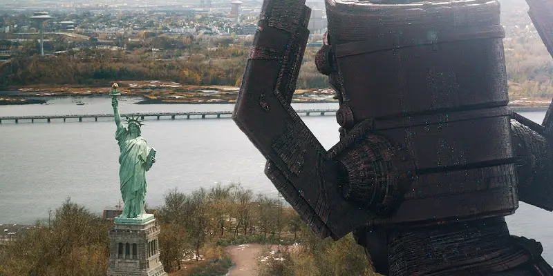 Does Galactus know Franklin Richards holds the Power Cosmic before targeting Earth? - Internet image.