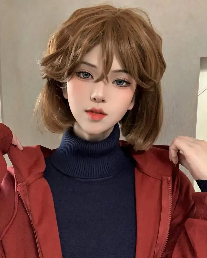 AHSP as Ai Haibara cosplay