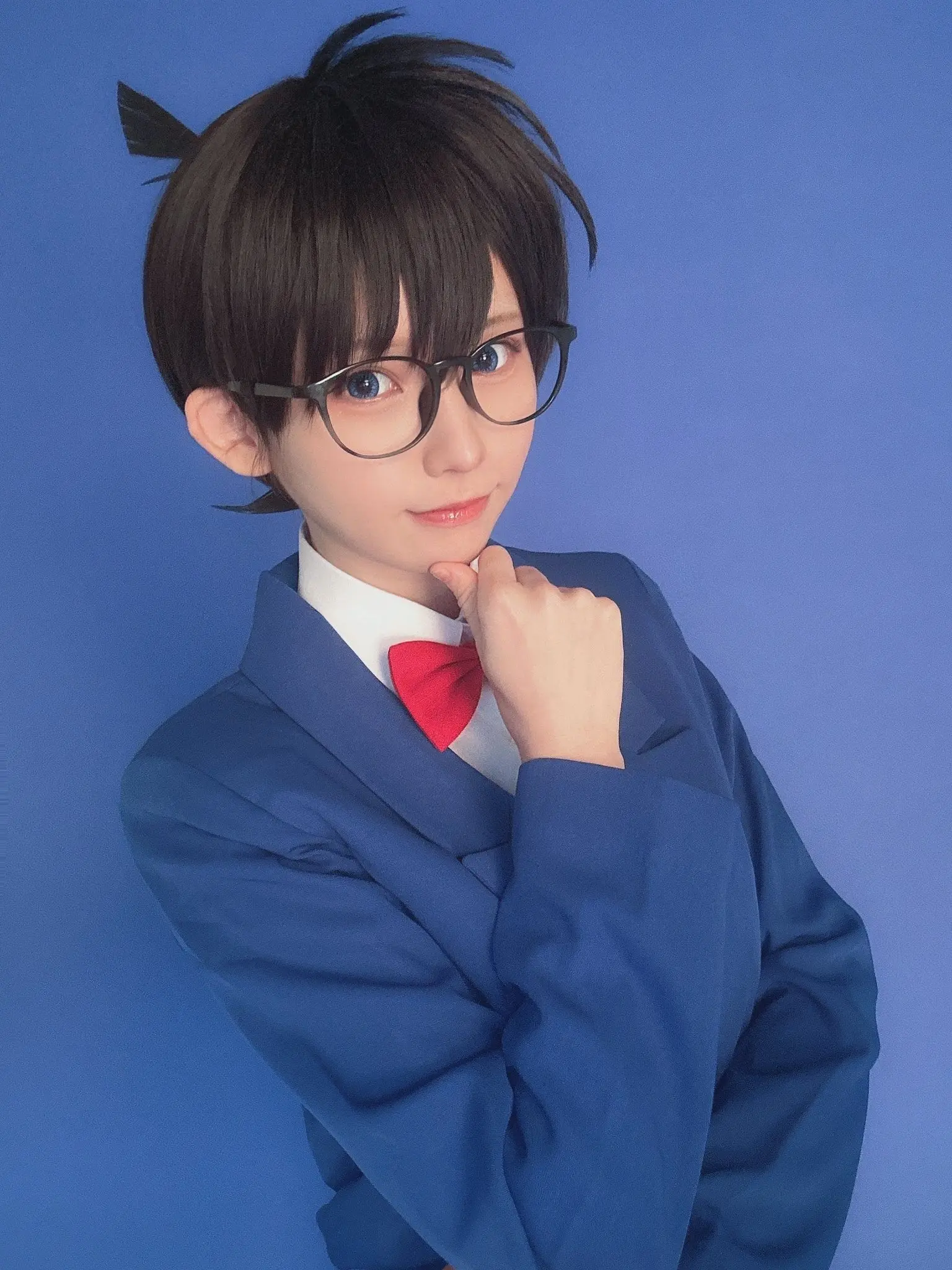 Enako as Conan cosplay