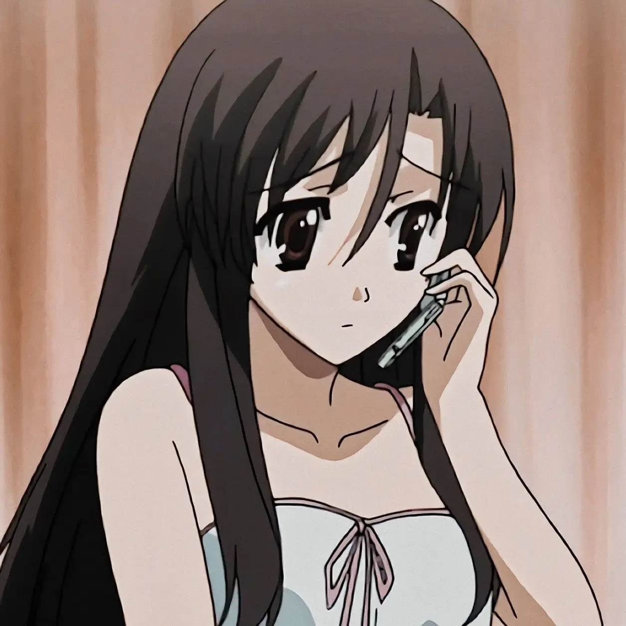 Kotonoha Katsura shy and distant