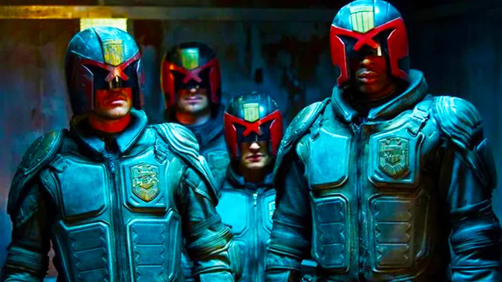 Characters in uniform in Dredd