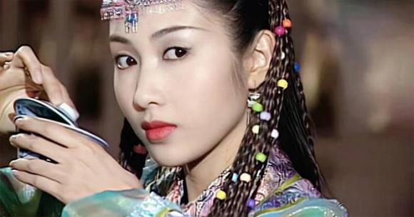 Ngô Khải Hoa in The Heaven Sword and Dragon Saber 2000