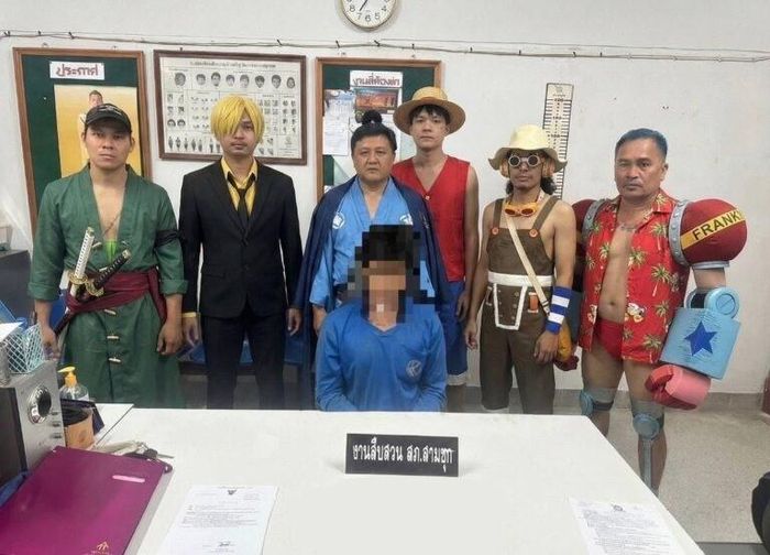 Police officers dressed as One Piece Straw Hat Pirates