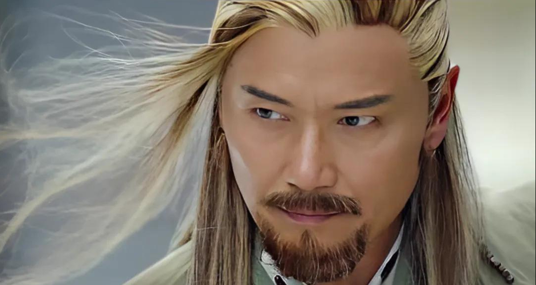 Huang Yaoshi is famous for both his martial arts and his brilliant intellect. (Photo: Sohu)