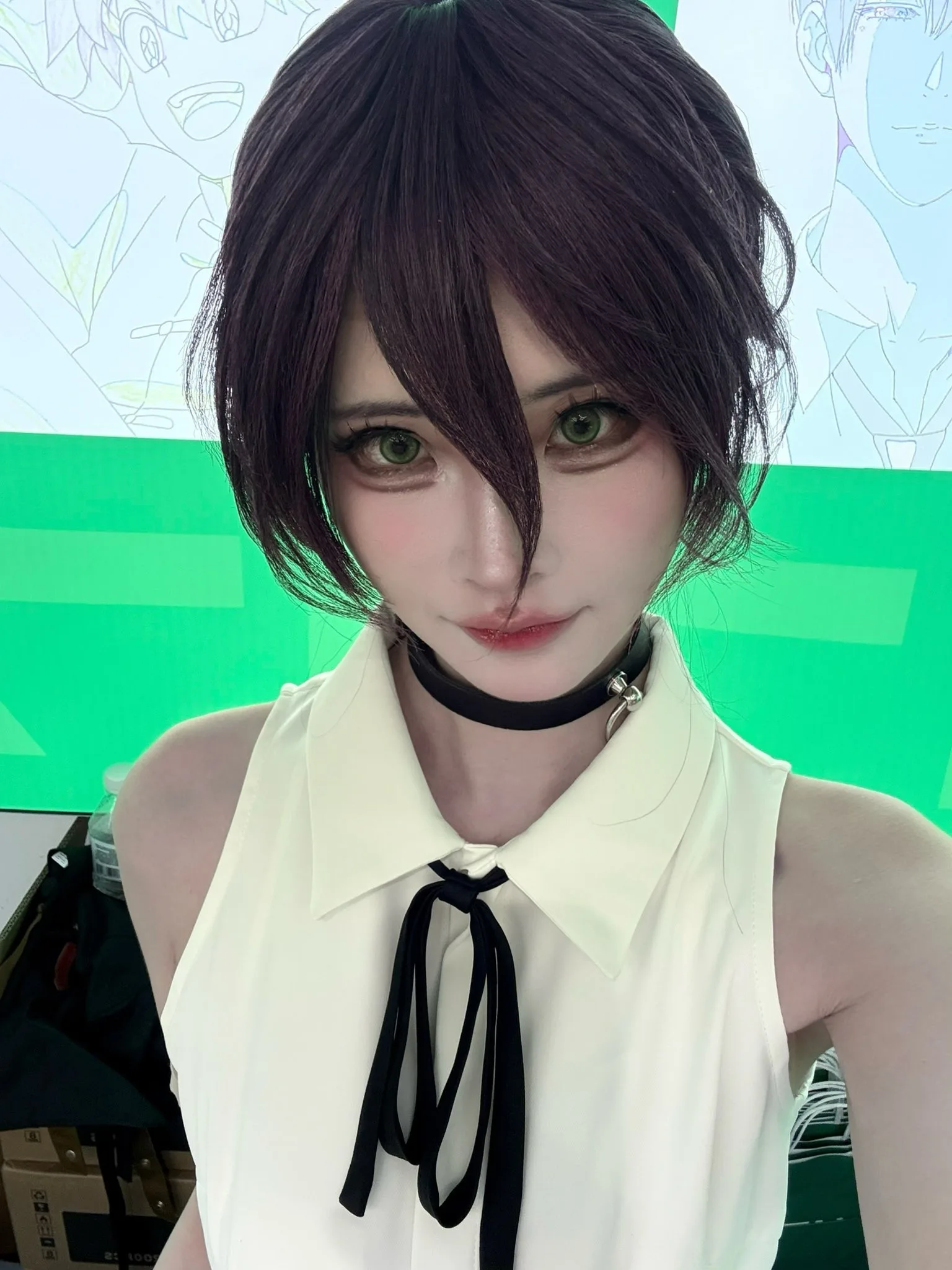 Fans excited to pay Reze cosplay cashier