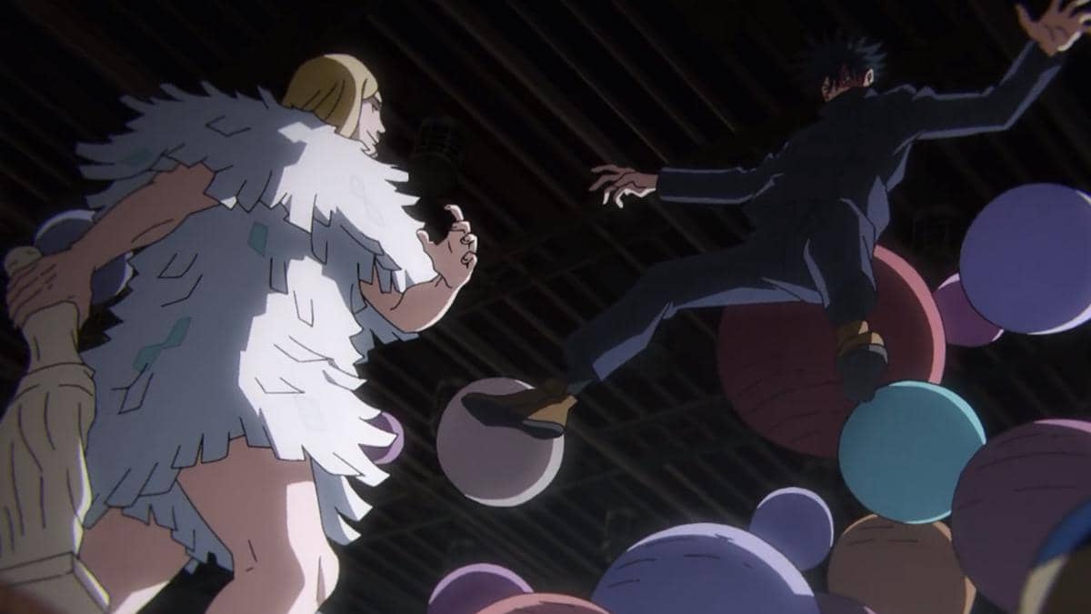 Megumi battles Reggie Star in a tense chase