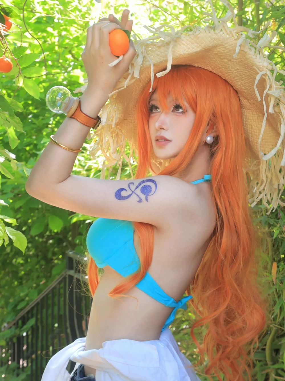 Elegant Nami cosplay from Wano arc