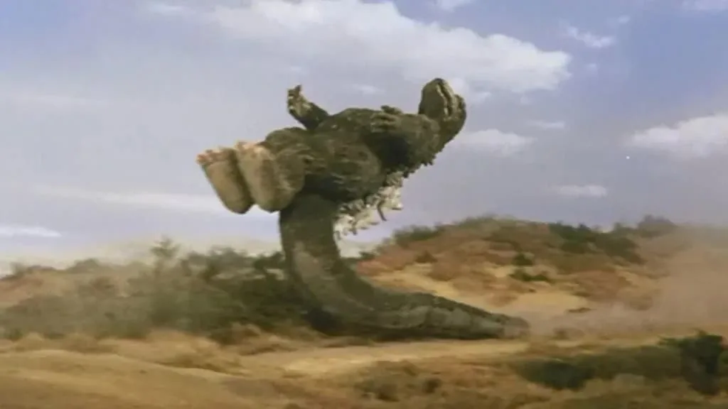 Godzilla fighting