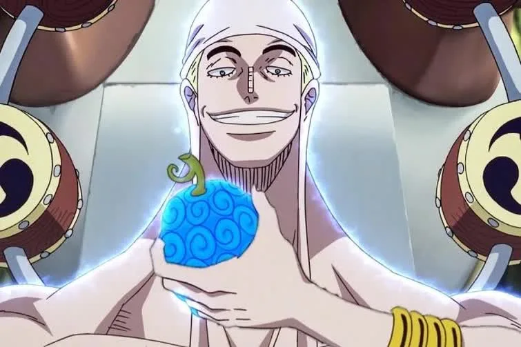 Enel wielding lightning powers from Goro Goro no Mi
